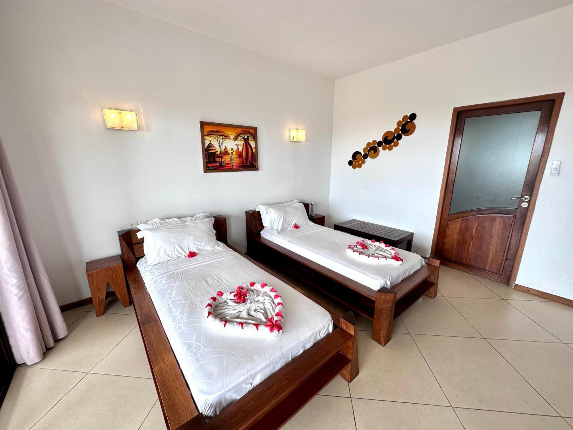Hotel Mahita Tsara Djamandjary Екстериор снимка